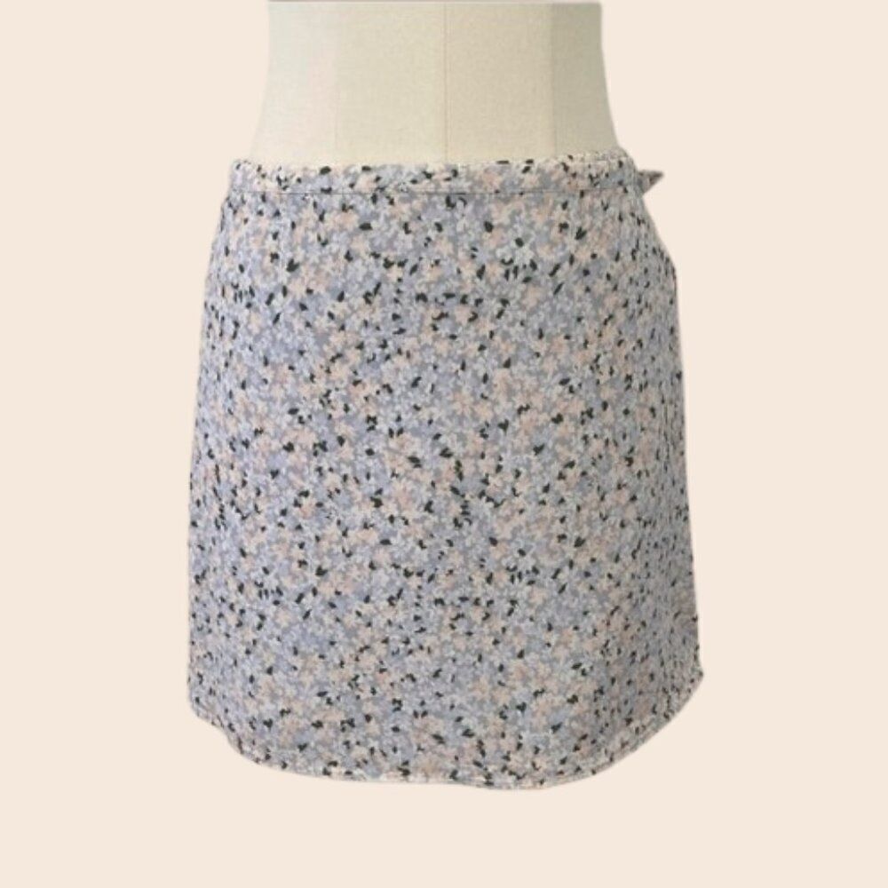 Sundeh by Sunday Best from Aritzia Mini Blue Floral Wrap Skirt Size Medium